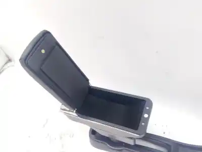 Автозапчасти б/у центральный подлокотник за dacia duster (hs_) 1.5 dci 4x4 (hsmc, hsmd) ссылки oem iam 969100077r  