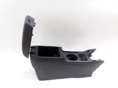 Автозапчастина б/у центральний подлокник для mazda cx-5 (ke, gh) 2.2 d (ke2fw) посилання на oem iam kd4564420a02
