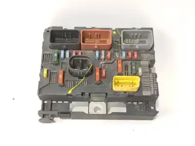 Peça sobressalente para automóvel em segunda mão caixa de fusíveis e relés por citroen c4 grand picasso i (ua_) 1.6 hdi referências oem iam 9664955680