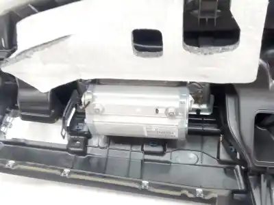 Peça sobressalente para automóvel em segunda mão tablier por bmw 3 (e90) 318 d referências oem iam 51457155768 51 45 7 155 768 