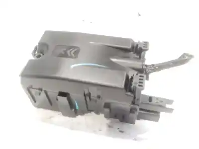 Peça sobressalente para automóvel em segunda mão caixa de fusíveis e relés por peugeot 208 ii (ub_, up_, uw_, uj_) 1.2 puretech 100 referências oem iam 9812661980