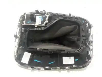 Автозапчасти б/у накладка рычага передач за renault megane iv fastback (b9a/m/n_) 1.5 blue dci 115 (b9a6) ссылки oem iam 969133922r 969133922r 21850