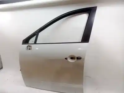Автозапчасти б/у левая передняя дверь за renault scénic iii (jz0/1_) 1.5 dci ссылки oem iam 801014883r  color carrocería ov369 - ice white bc