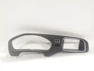Second-hand car spare part instrument cluster housing / frame for volvo v40 fastback (525) d2 oem iam references 31393107922