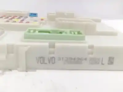 Second-hand car spare part fuse box unit for volvo v40 fastback (525) d2 oem iam references 30765069  31394964
