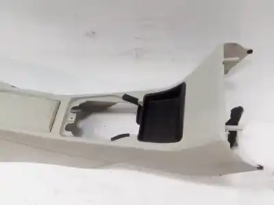 Автозапчасти б/у центральный подлокотник за volvo v40 fastback (525) d2 ссылки oem iam 31366331  código de tapizado/interiorp52g00