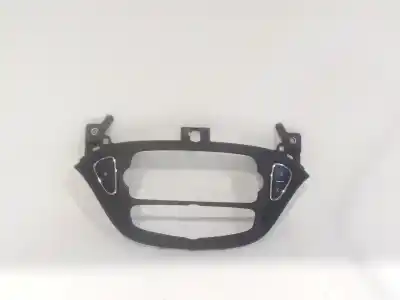 Pièce détachée automobile d'occasion embellisseur de feux arriere pour opel corsa e (x15) 1.3 cdti (08, 68) références oem iam 13391249