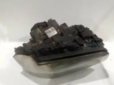 Second-hand car spare part right headlight for bmw x3 (e83) 2.0 sd oem iam references 63127162190 63 12 7 162 190 7162190