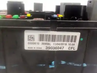 Автозапчасти б/у блок реле/предохранителей за opel corsa e (x15) 1.3 cdti (08, 68) ссылки oem iam 39036047  