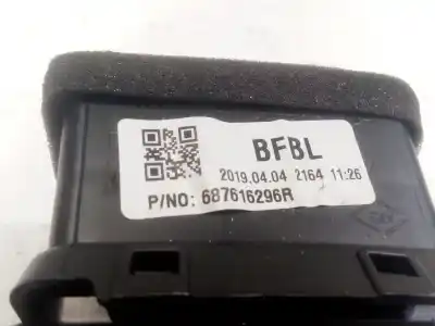 Автозапчастина б/у аераційна решіта для renault megane iv fastback (b9a/m/n_) 1.5 blue dci 115 (b9a6) посилання на oem iam 687616296r  