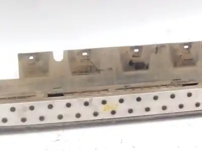 Pezzo di ricambio per auto di seconda mano staffa per bmw x3 (e83) 2.0 sd riferimenti oem iam 51713330866 51 71 3 330 866 