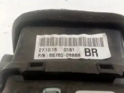 Автозапчастина б/у аератор для renault megane iv hatchback (b9a/m/n_) 1.6 dci 130 (b9a4) посилання на oem iam 687600666r  