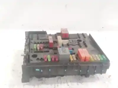 Pezzo di ricambio per auto di seconda mano scatola relè/fusibili per seat altea (5p1) 2.0 tdi 16v riferimenti oem iam 1k0937124k