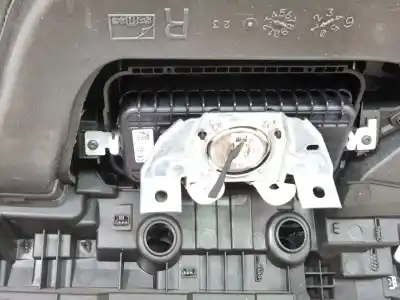 Автозапчастина б/у панель приладів для renault clio v (b7_) tce 90 (b7mt) посилання на oem iam 681038885r  
