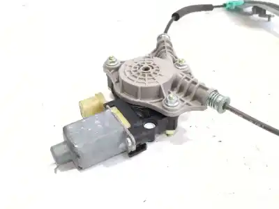 Автозапчасти б/у регулятор стекла переднего правого за kia stonic (yb) 1.2 cvvt ссылки oem iam 82402h8100  