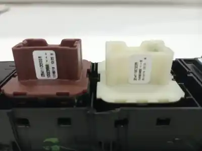 Second-hand car spare part left front power window switch for al de  oem iam references 255702886r renault captur limited  254118722r 254113300r