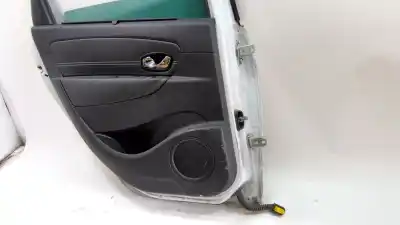 Автозапчасти б/у задняя левая дверь за renault scénic iii (jz0/1_) 1.5 dci ссылки oem iam 821012747r  color carrocería ov369 - ice white bc