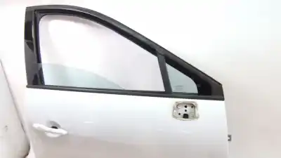 Автозапчастина б/у передні праві двері для renault scénic iii (jz0/1_) 1.5 dci посилання на oem iam 801008930r  color carrocería ov369 - ice white bc