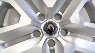 Second-hand car spare part hub caps for otras marcas de  oem iam references 403152842r  renault kangoo 2024