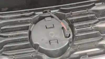 Автозапчасти б/у передняя решетка за vw t-roc (a11, d11) 2.0 tdi scr ссылки oem iam 2ga853651r 2ga 853 651 r 