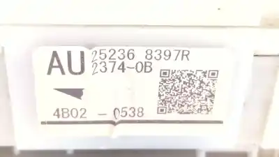 Pezzo di ricambio per auto di seconda mano scatola relè/fusibili per renault austral e-tech 200 hybrid riferimenti oem iam 252368397r 23740b 4b020538