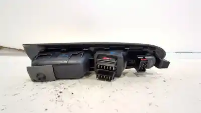 Second-hand car spare part left front power window switch for al de  oem iam references 7700845735 7700411271 renault clio ii fase i año 1998