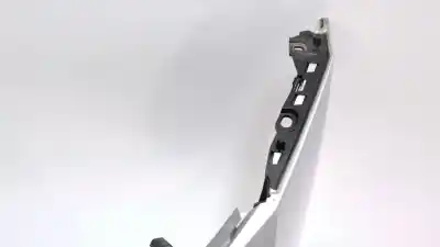 Peça sobressalente para automóvel em segunda mão para choques dianteiro por skoda octavia iv (nx3, nn3) 2.0 tdi referências oem iam 5e3807221 5e3 807 221 color exterior / nº de pintura 8e / a7w
