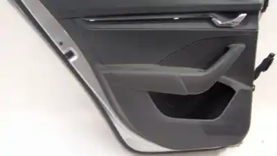 Автозапчастина б/у двері задні ліві для skoda octavia iv (nx3, nn3) 2.0 tdi посилання на oem iam 5e6833051 5e6 833 051 color exterior / nº de pintura 8e / a7w