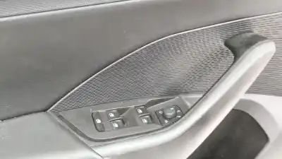 Peça sobressalente para automóvel em segunda mão forra / revestimento da porta dianteira esquerda por skoda octavia iv (nx3, nn3) 2.0 tdi referências oem iam 5e4867013a 5e4 867 013 a 
