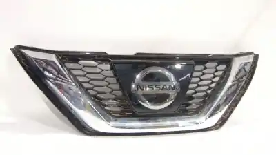 Автозапчасти б/у передняя решетка за nissan qashqai ii suv (j11, j11_) 1.2 dig-t ссылки oem iam 62310hv00b