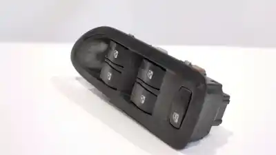 Second-hand car spare part left front power window switch for al de  oem iam references 8200397297  renault laguna 2