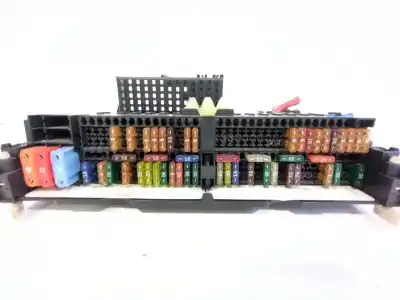 Second-hand car spare part fuse box unit for bmw x3 (e83) 2.0 d oem iam references 61138364530  