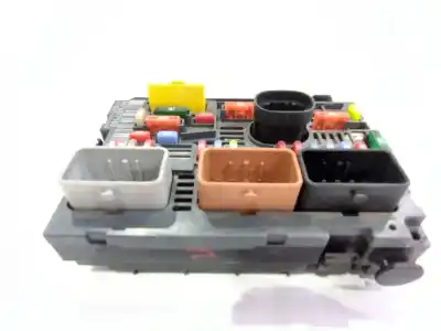 Second-hand car spare part fuse box unit for al de oem iam references 9675877980
