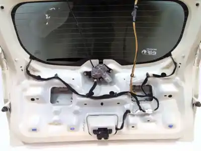 Second-hand car spare part tailgate for renault captur i (j5_, h5_) 0.9 tce 90 oem iam references 901002357r  color carrocería bixnd - ivory d16