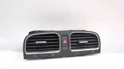 Автозапчасти б/у АЭРАЦИОННАЯ РЕШЕТКА за VOLKSWAGEN GOLF VI VARIANT (AJ5) 1.6 TDI ссылки OEM IAM 5K0815735  
