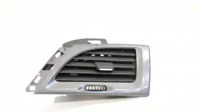 Tweedehands auto-onderdeel BELUCHTING GRILLE voor RENAULT MEGANE III FASTBACK (BZ0/1_, B3_) 1.5 DCI (BZ09, BZ0D, BZ1W, BZ29, BZ14) OEM IAM-referenties 687604198R  