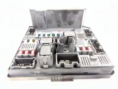 Pezzo di ricambio per auto di seconda mano scatola relè/fusibili per nissan qashqai / qashqai +2 i (j10, nj10, jj10e) 1.5 dci riferimenti oem iam 284b7jd000  