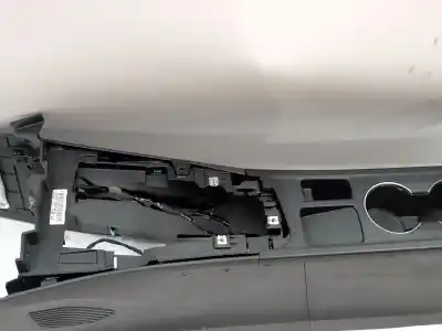 Автозапчастина б/у центральний подлокник для renault arkana i (lcm_, ldn_) 1.3 tce 160 (ldn1) посилання на oem iam 969109754r  ljc32002183488