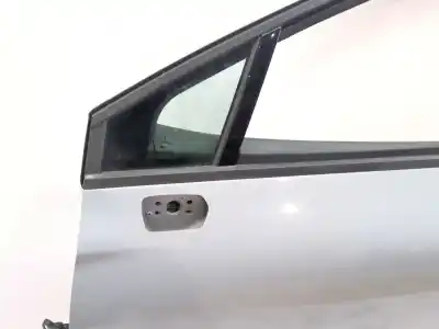 Second-hand car spare part left front door for renault captur ii (hf_) e-tech 145 (hfmu) oem iam references 801018321r  