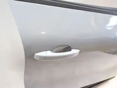 Second-hand car spare part front right door for renault captur ii (hf_) e-tech 145 (hfmu) oem iam references 801000210r  