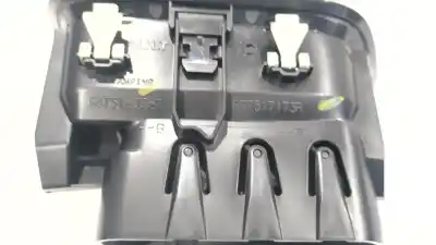 Автозапчасти б/у аэрационная решетка за renault master iii furgón (fv) 2.3 dci 135 rwd (fv0n) ссылки oem iam 687518035r  687517173r