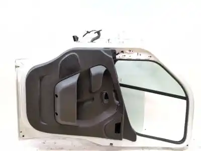Pièce détachée automobile d'occasion porte avant droite pour renault master iii furgón (fv) 2.3 dci 145 rwd (fv0e, fv0f, fv0t, fv10, fv12) références oem iam   