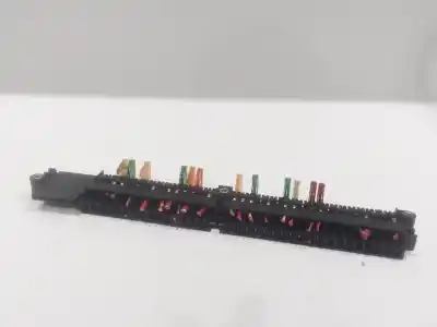 Peça sobressalente para automóvel em segunda mão caixa de fusíveis e relés por bmw x3 (e83) 2.0 sd referências oem iam 