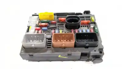 Second-hand car spare part fuse box unit for citroen c4 grand picasso i (ua_) 1.6 hdi 110 oem iam references 9675877980