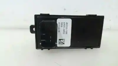 Second-hand car spare part right front power window switch for kia cee´d drive oem iam references 49d5101000  49d5101000