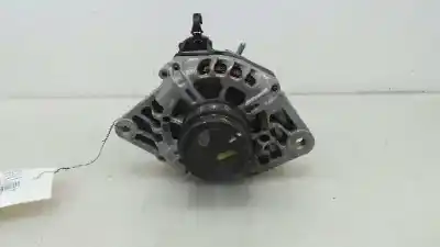 Second-hand car spare part alternator for kia cee´d drive oem iam references 2617585