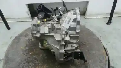 Second-hand car spare part gearbox for toyota corolla (_e12_) 1.6 vvt-i (zze121_) oem iam references 3050012b50  3050012b50