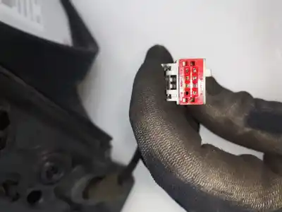 Автозапчастина б/у правий задний огляд для ford c-max (cb3) trend посилання на oem iam 1615278 1615278 1615278