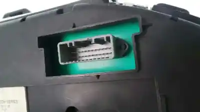 Peça sobressalente para automóvel em segunda mão quadrante por renault clio iii confort dynamique referências oem iam 8200343563  8200343563