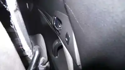 Peça sobressalente para automóvel em segunda mão botão / interruptor elevador vidro traseiro esquerdo por peugeot 407 premium referências oem iam 96360166xt